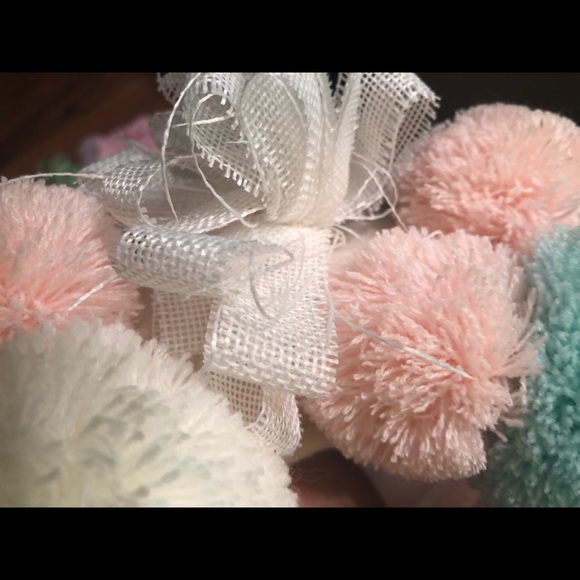 Bunny rabbit wreath - Picture 4 of 8